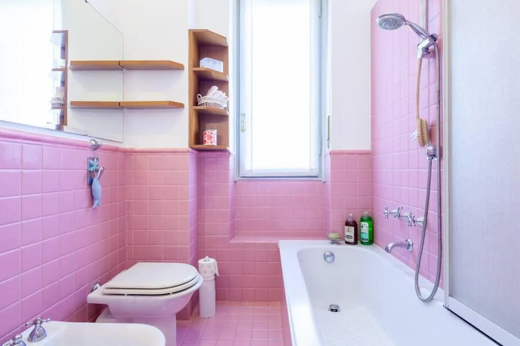 Vittoria Flexyrent Apartment - A.C. - Wi-Fi Milan