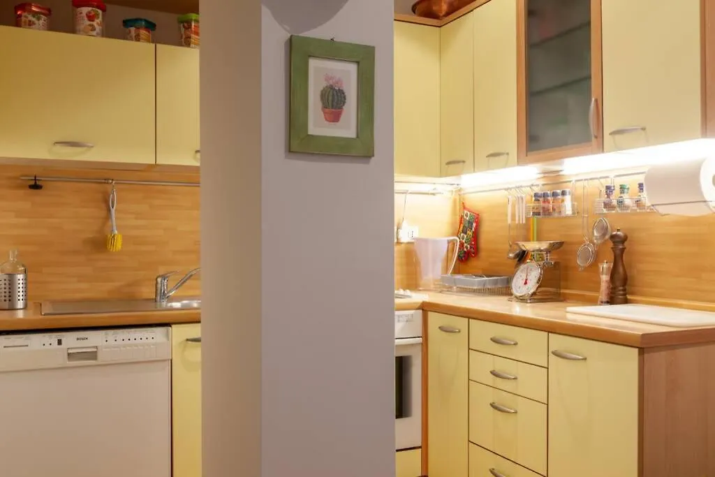 Vittoria Flexyrent Apartment - A.C. - Wi-Fi Milan Italy